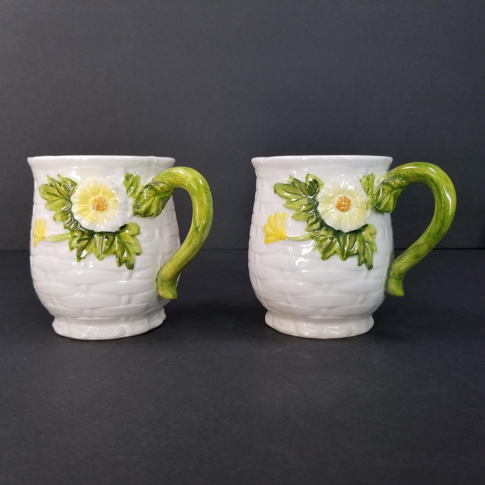 Vintage Geo Z Lefton 4468 Basketweave Daisy Ceramic Mugs Set of 2 Japan White